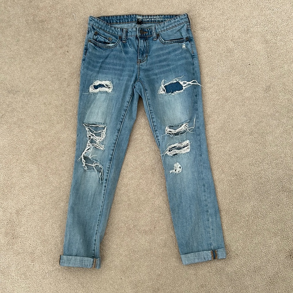 Gap sexy boyfriend fit jeans size 2